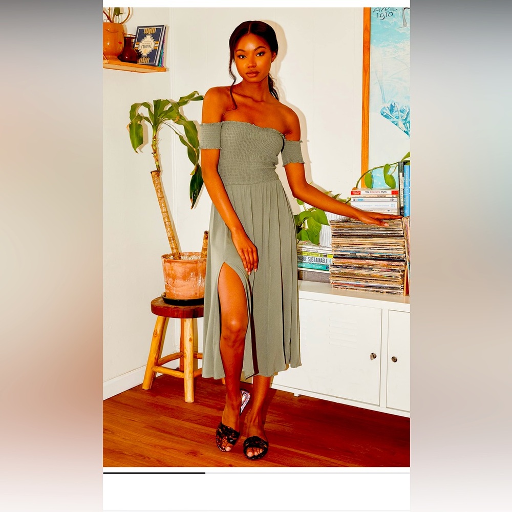 LULUS DRESS Olive Green Off-the-Shoulder Dress. Never worn.